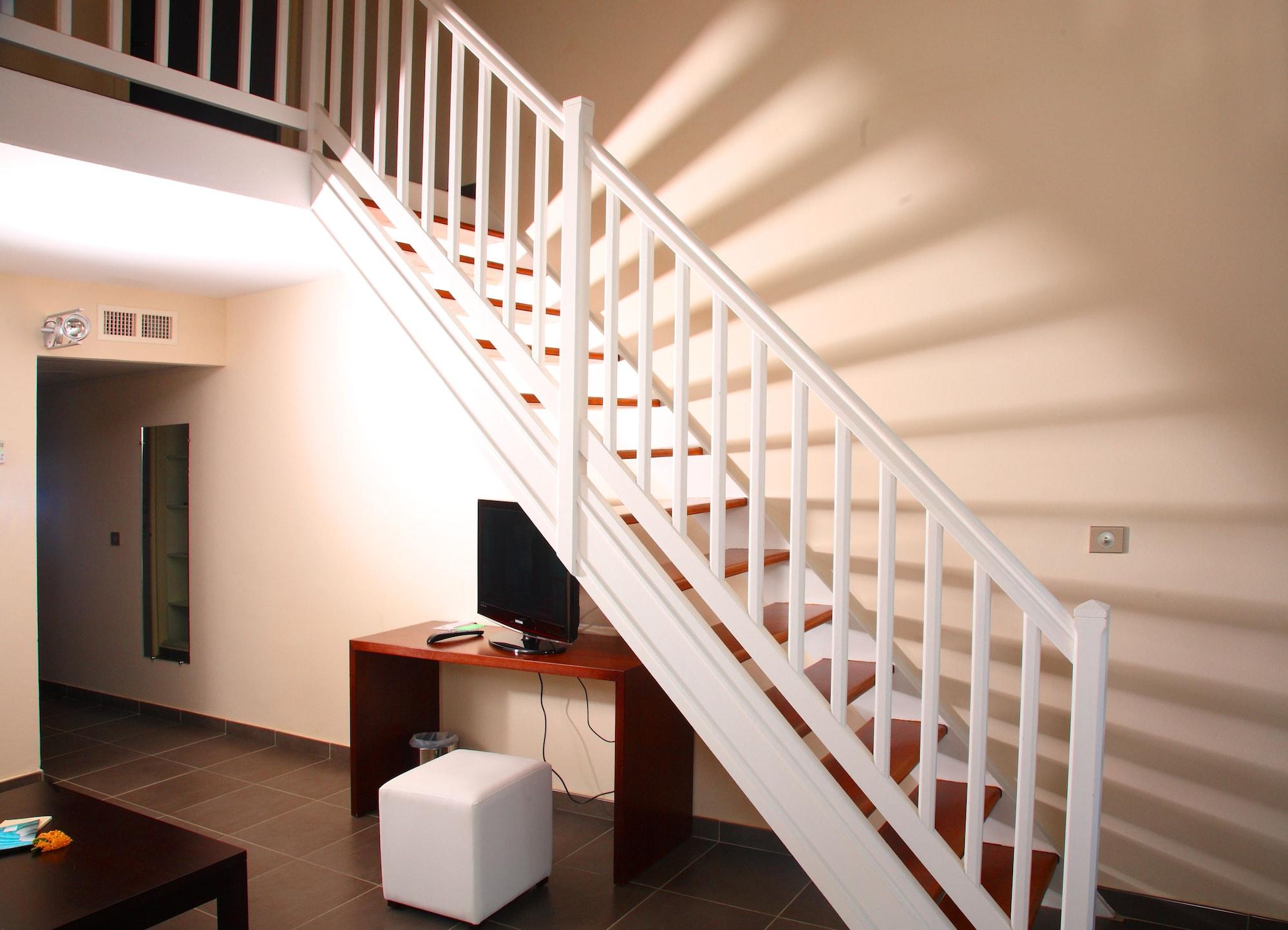 לה גוסייר Mahogany Hotel Residence & Spa מראה חיצוני תמונה